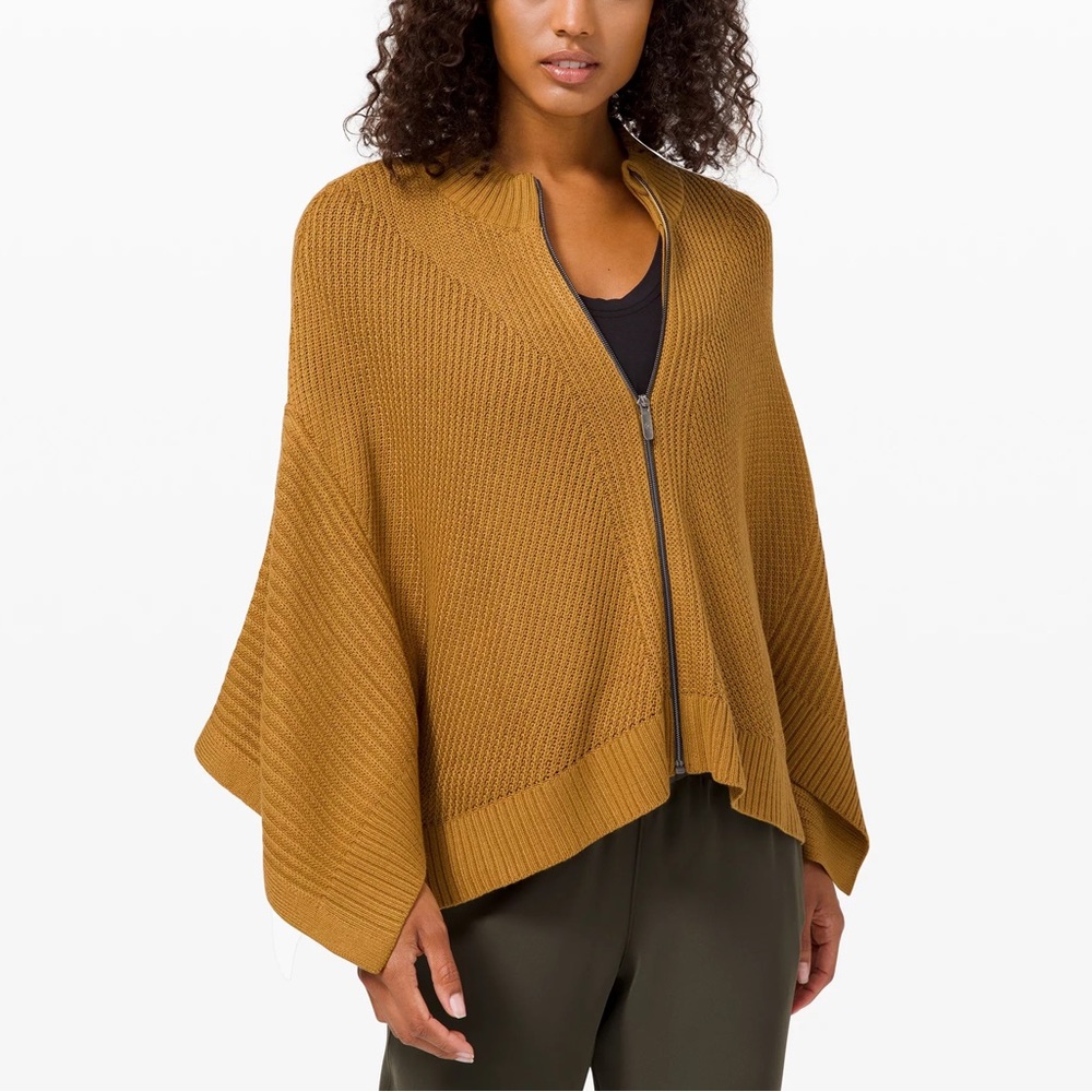 Lululemon cozy softer still wrap XS/S